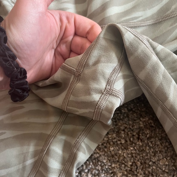 Lululemon Bike Shorts - Picture 7 of 7